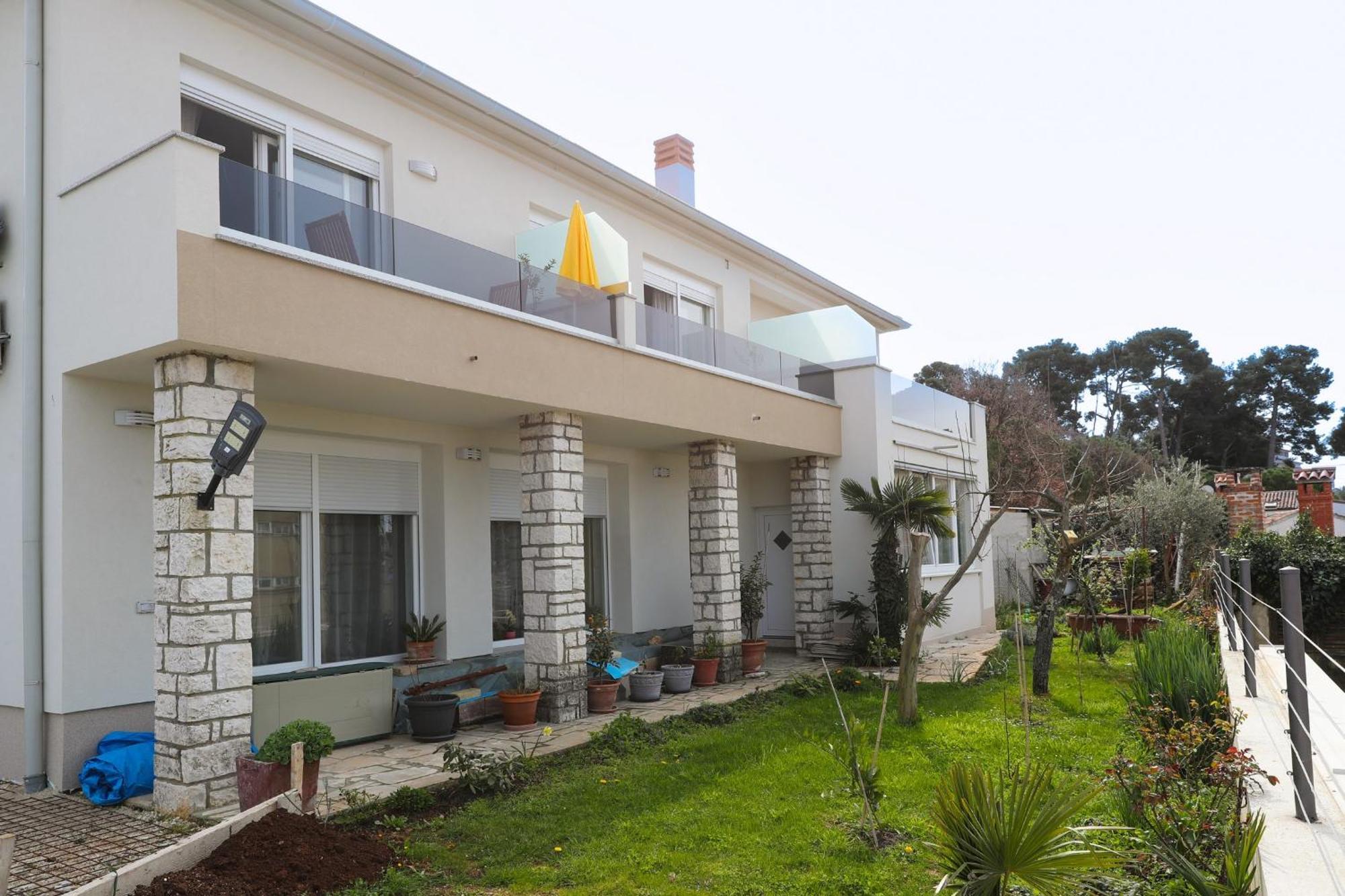 Villa Cok روفينج المظهر الخارجي الصورة